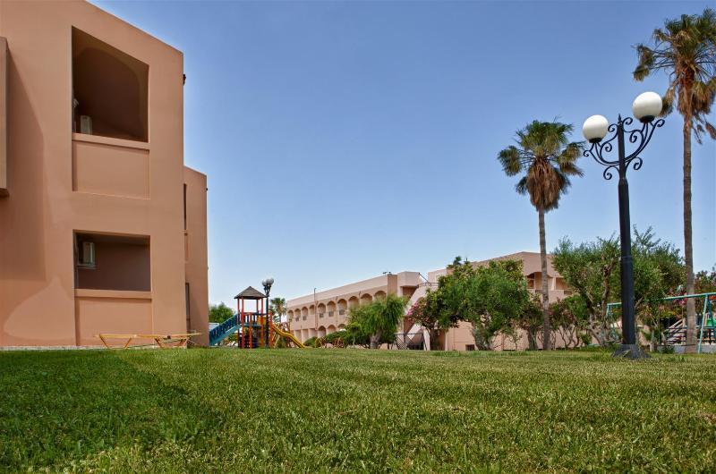 Ilios K Village Resort Tigkaki  Exterior photo