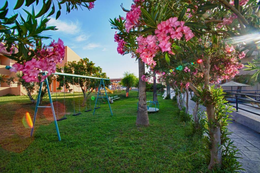 Ilios K Village Resort Tigkaki  Exterior photo